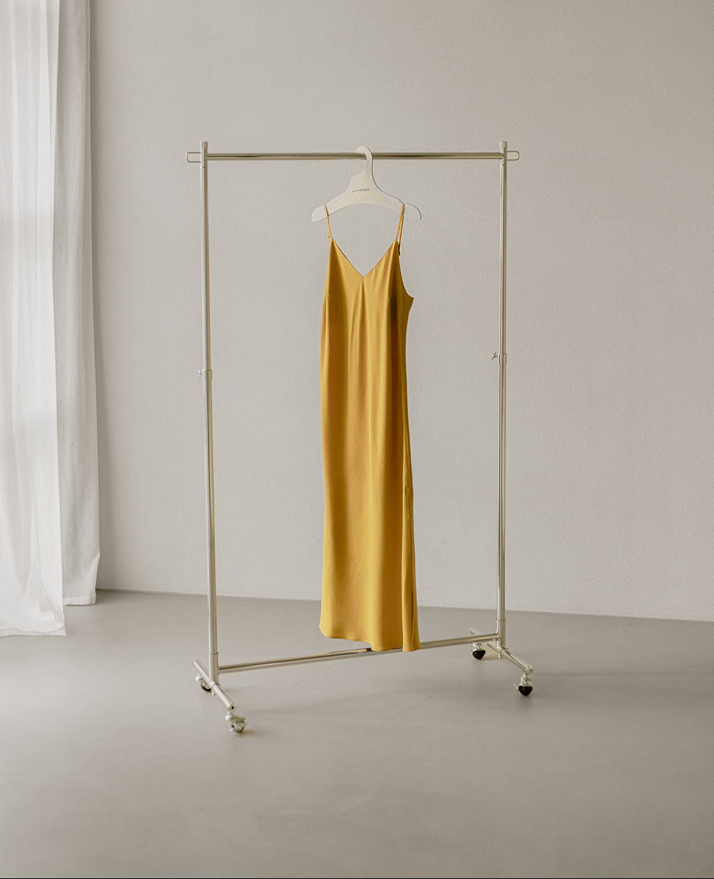 Dress yellow
